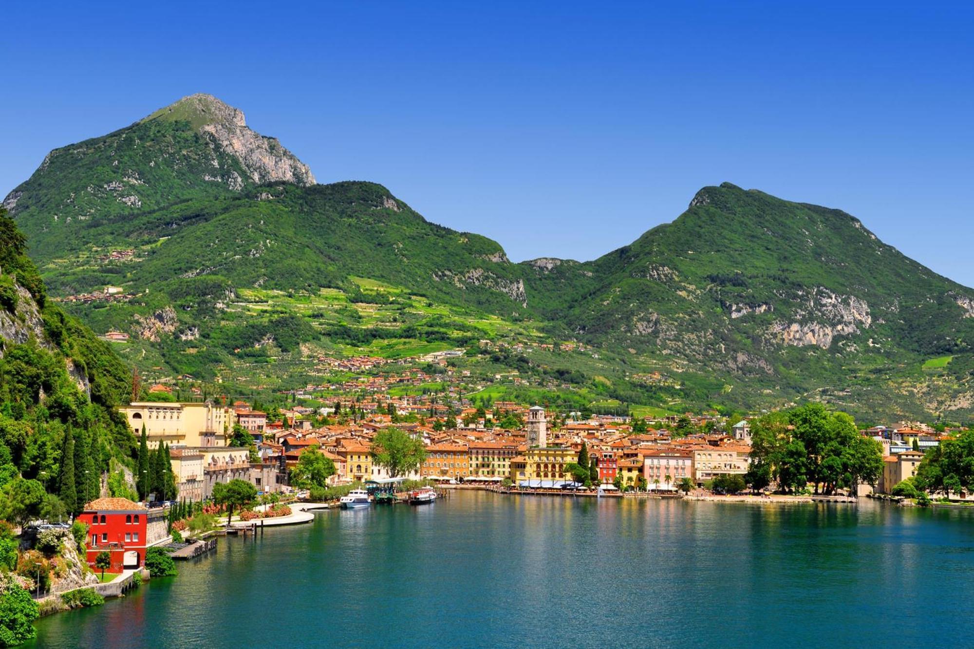 Paulie Apartment - Happy Rentals Riva del Garda Exterior photo